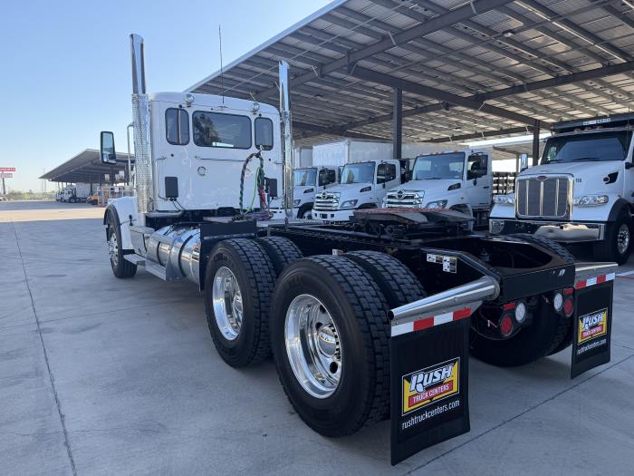 2027 Peterbilt 567-4