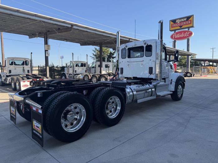 2027 Peterbilt 567-6
