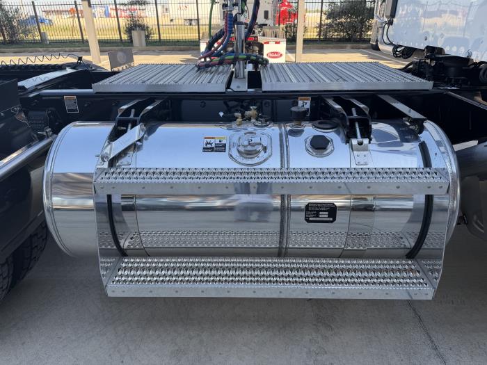 2027 Peterbilt 567-9