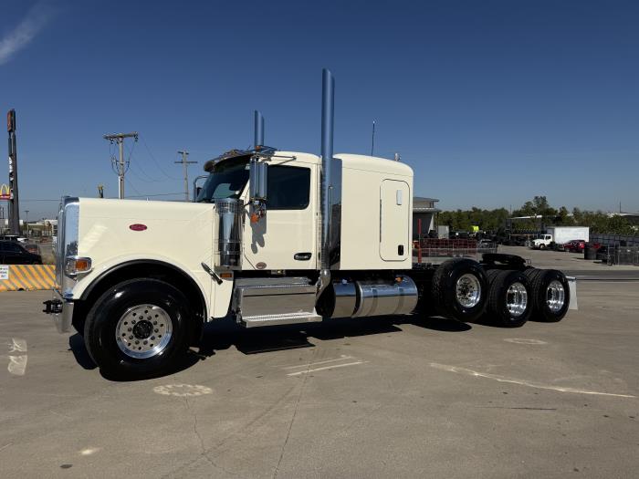 2027 Peterbilt 589-4