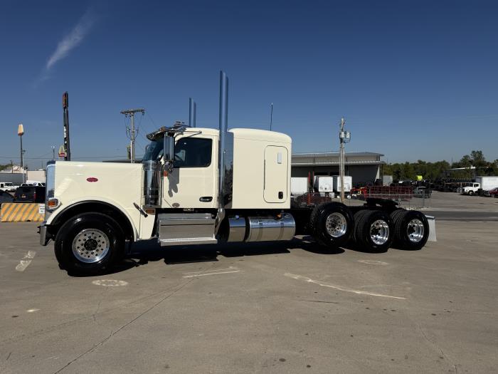 2027 Peterbilt 589-5