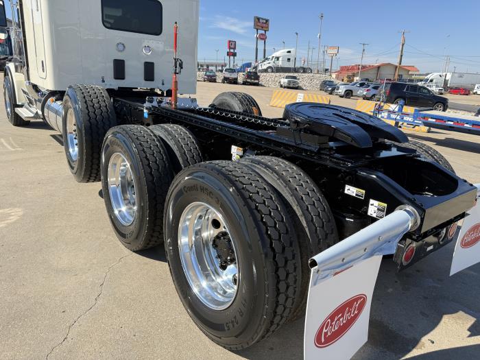 2027 Peterbilt 589-11