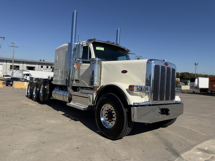2027 Peterbilt 589-13