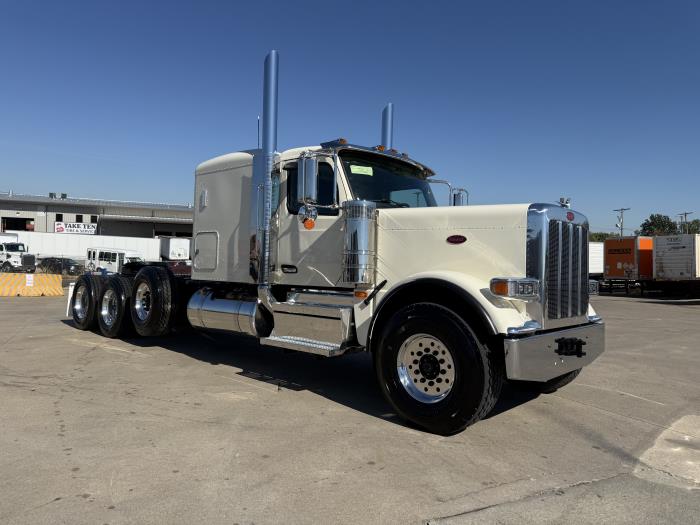 2027 Peterbilt 589-14