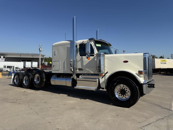 2027 Peterbilt 589-15