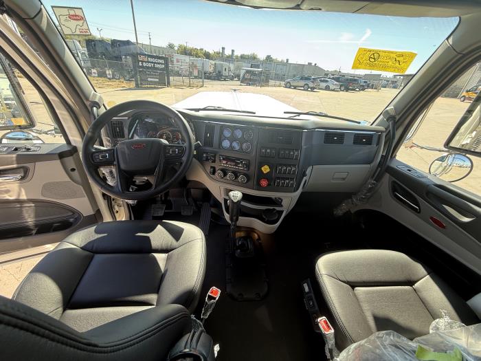 2027 Peterbilt 589-26