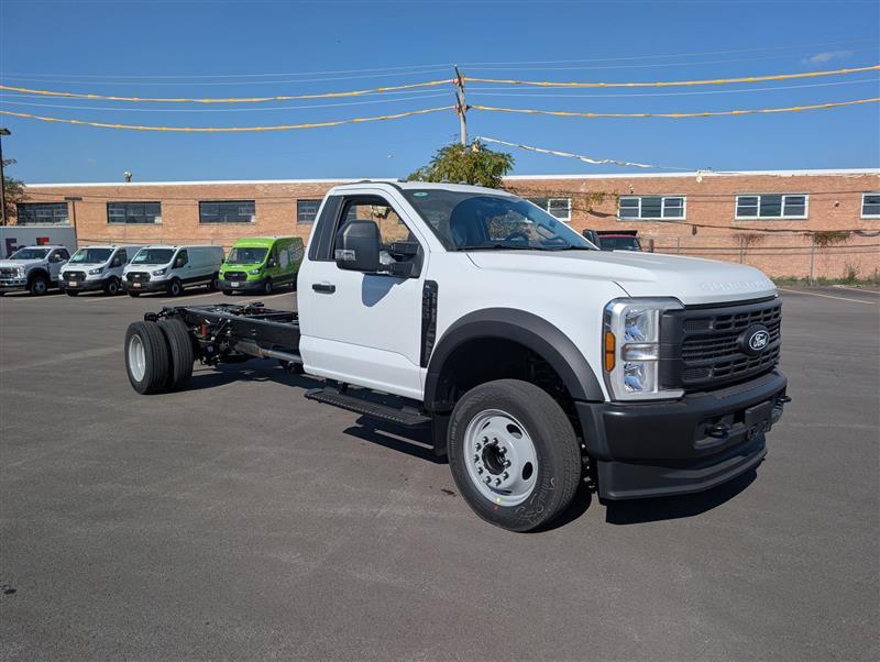 New 2027 Ford F-450 - photo 2