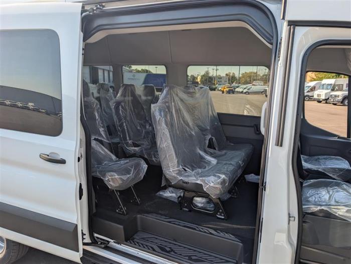 2027 Ford Transit 350 HD-15