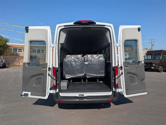 2027 Ford Transit 350 HD-10