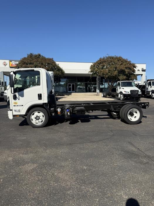 2027 Isuzu NRR-2