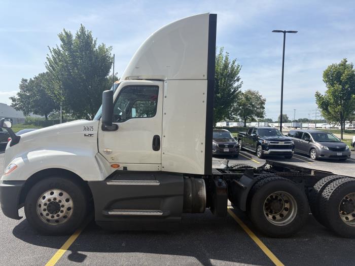 2021 International LT625-5