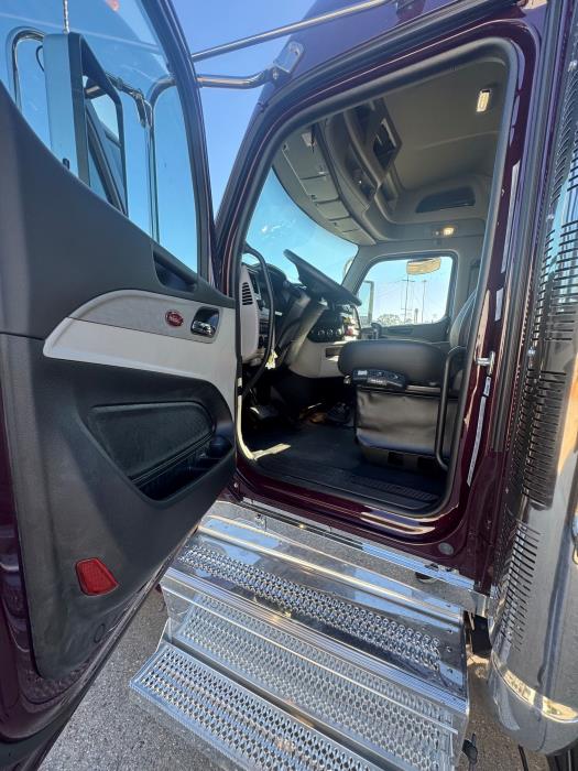 2026 Peterbilt 589-9