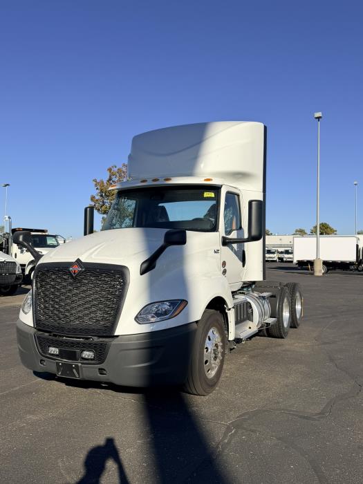 2027 International LT625-1
