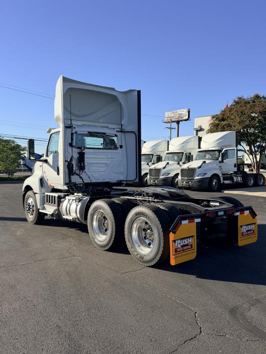 2027 International LT625-3