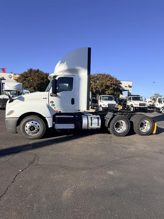 2027 International LT625-3