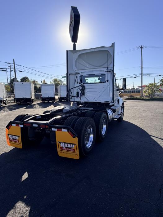2027 International LT625-6