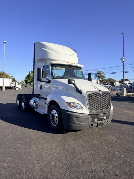 2027 International LT625-10