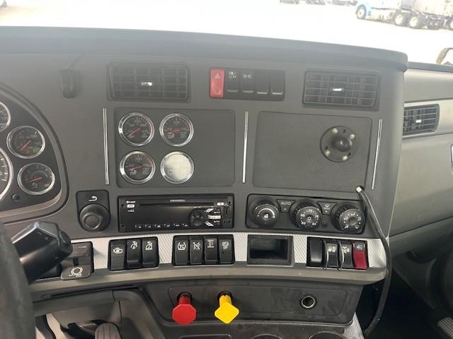 2020 Kenworth T680-9