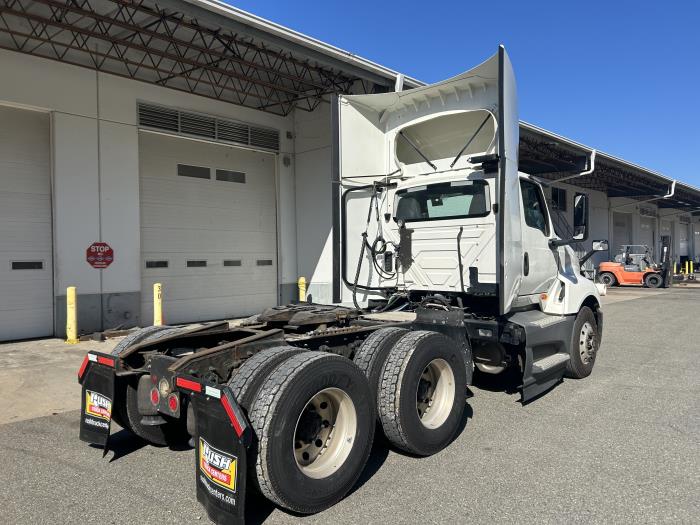 2022 International LT625-3