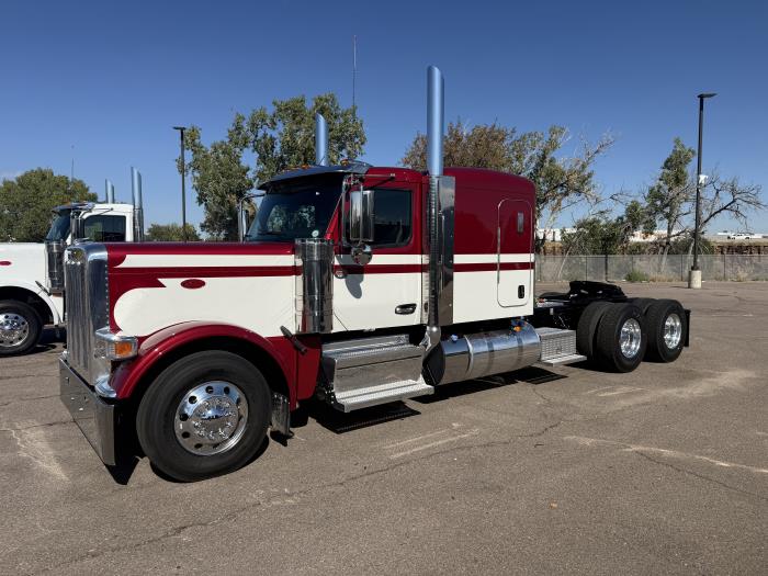 2027 Peterbilt 589-1