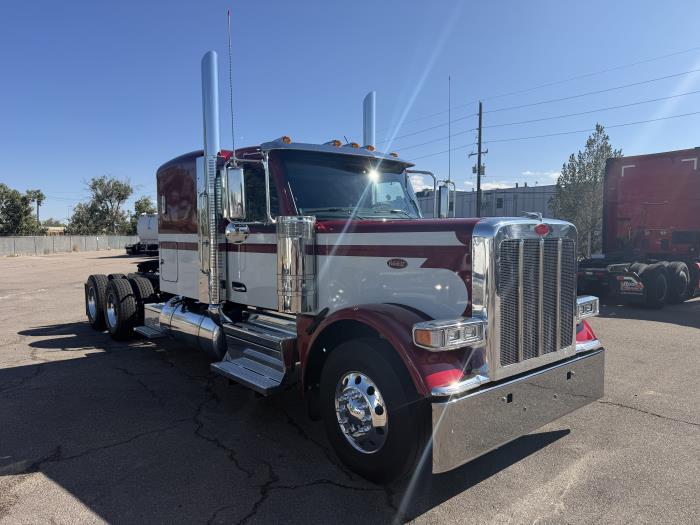 2027 Peterbilt 589-3