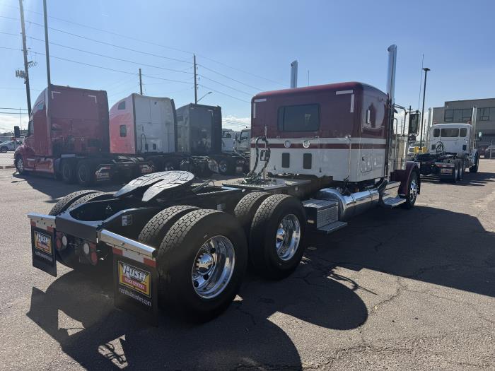 2027 Peterbilt 589-5