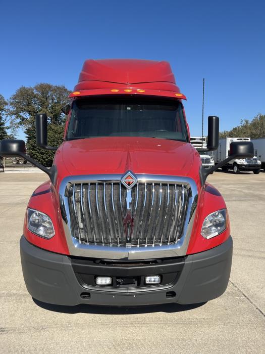 2020 International LT625-8