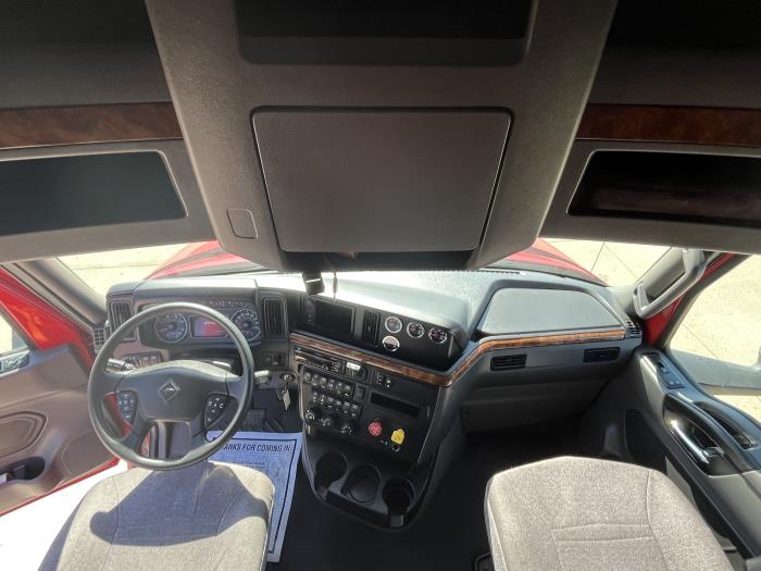 2020 International LT625-18