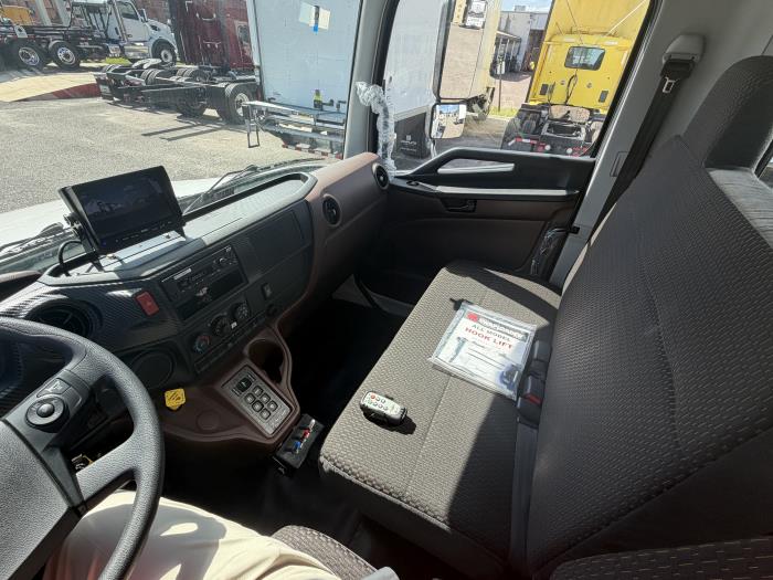 2026 Hino L7-12