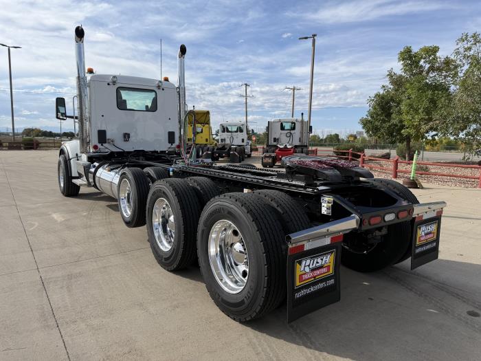 2027 Peterbilt 567-2