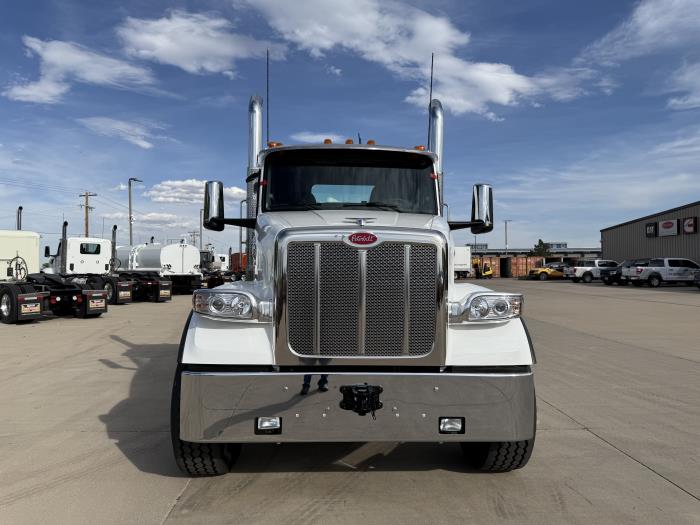 2027 Peterbilt 567-4