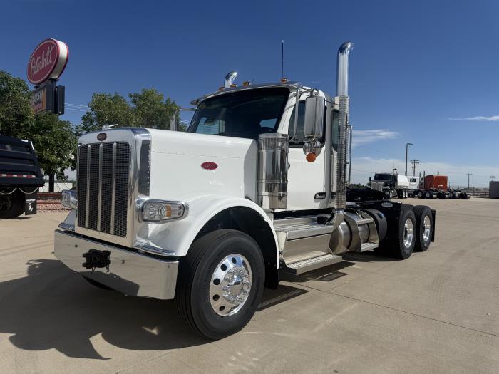 2027 Peterbilt 589-0