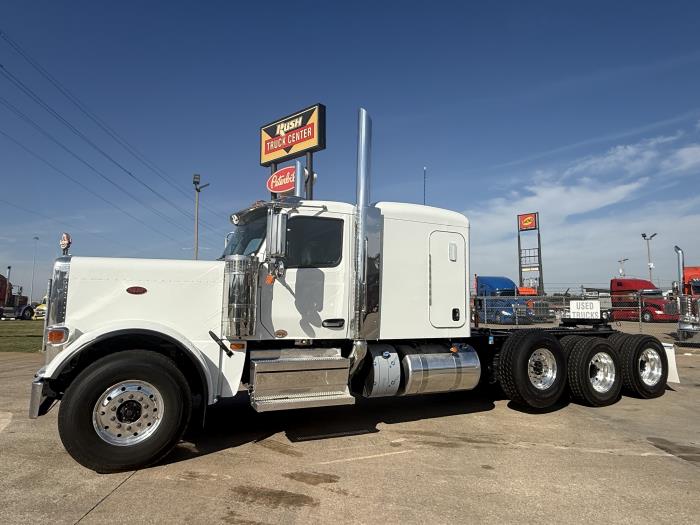 2027 Peterbilt 589-2