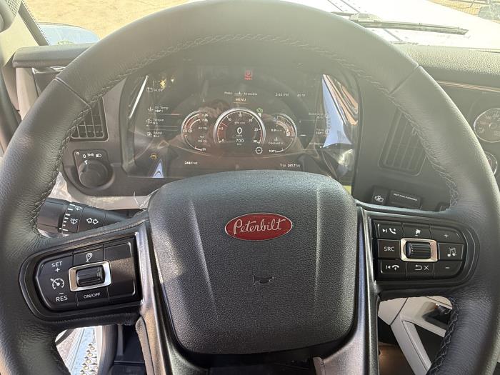 2027 Peterbilt 589-19