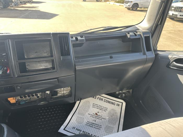 2022 Isuzu NRR-12