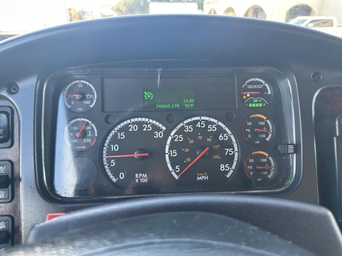 2018 Freightliner Business Class M2 106-9