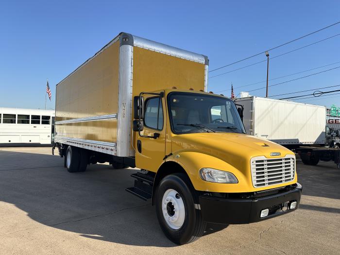 2018 Freightliner Business Class M2 106-0