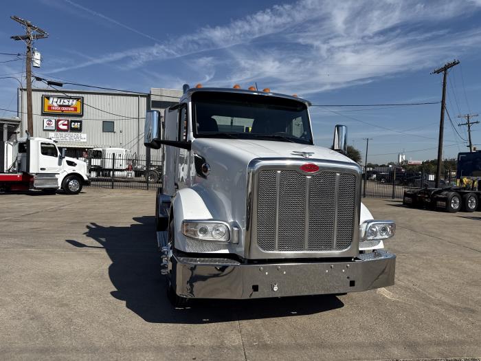 2023 Peterbilt 567-17