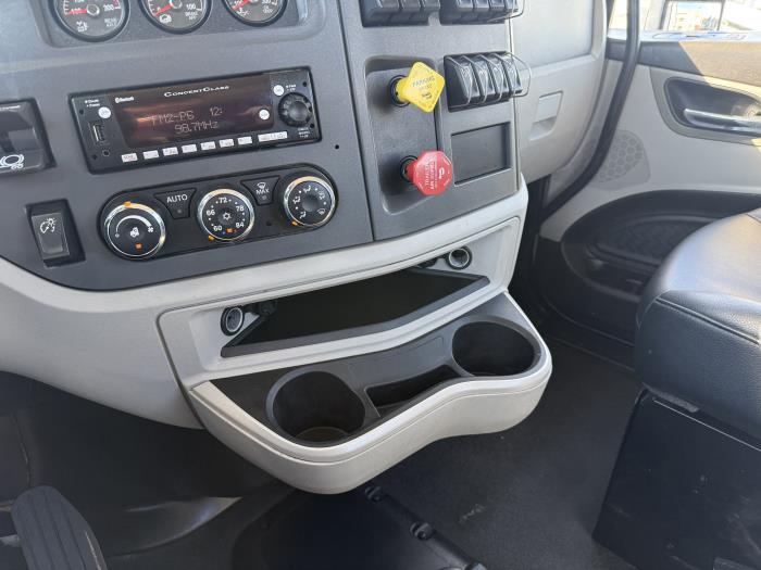 2024 Peterbilt 567-10