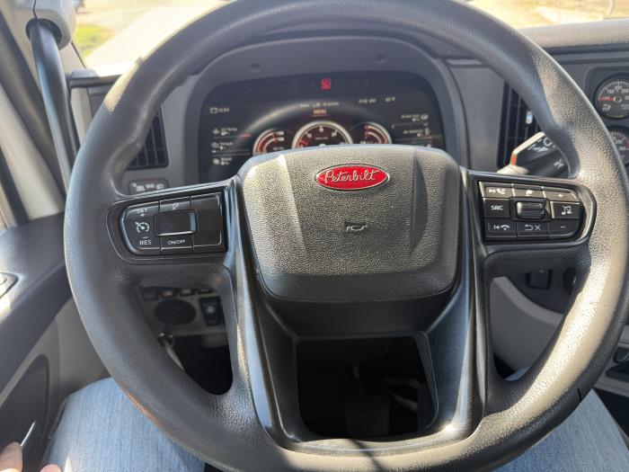 2024 Peterbilt 567-12