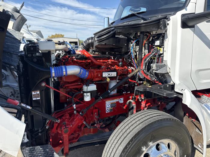 2023 Peterbilt 567-35