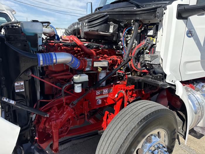 2024 Peterbilt 567-32