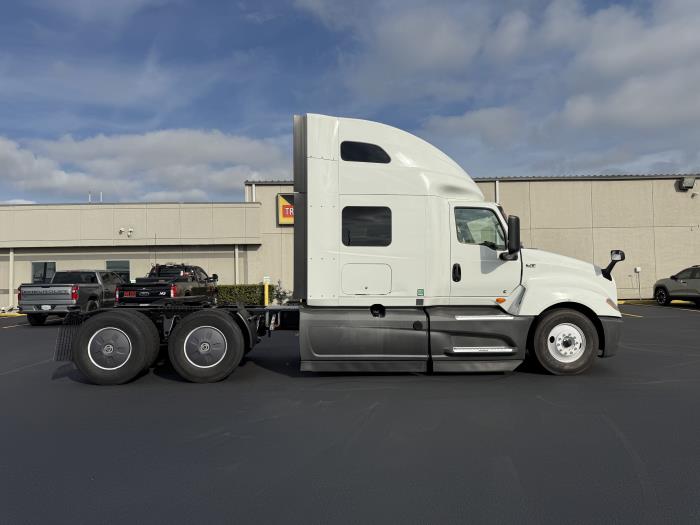 2023 International LT625-3