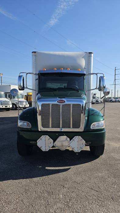 2020 Peterbilt 348-1