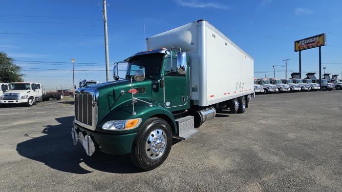 2020 Peterbilt 348-0