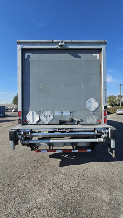 2020 Peterbilt 348-4