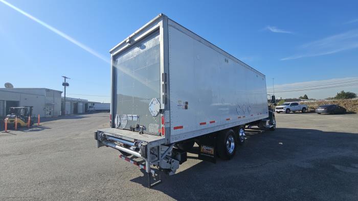 2020 Peterbilt 348-5