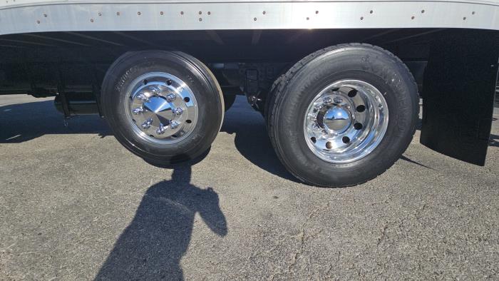 2020 Peterbilt 348-10