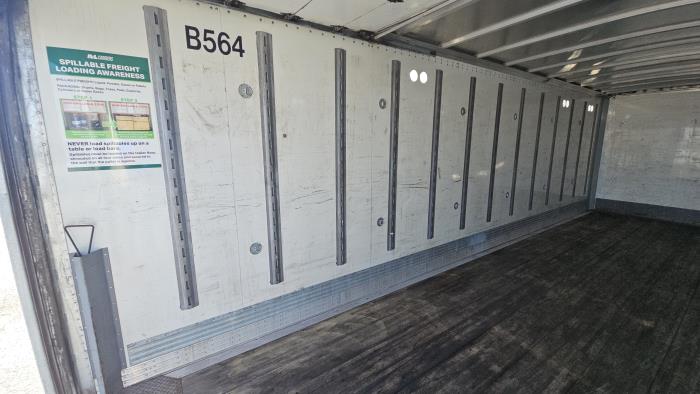 2020 Peterbilt 348-14