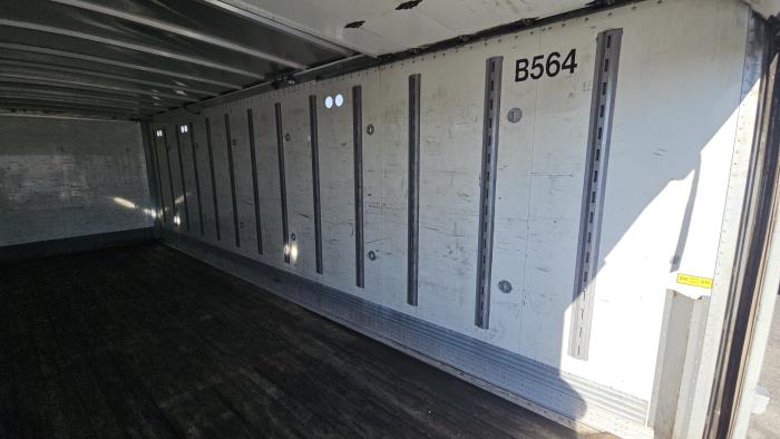 2020 Peterbilt 348-15